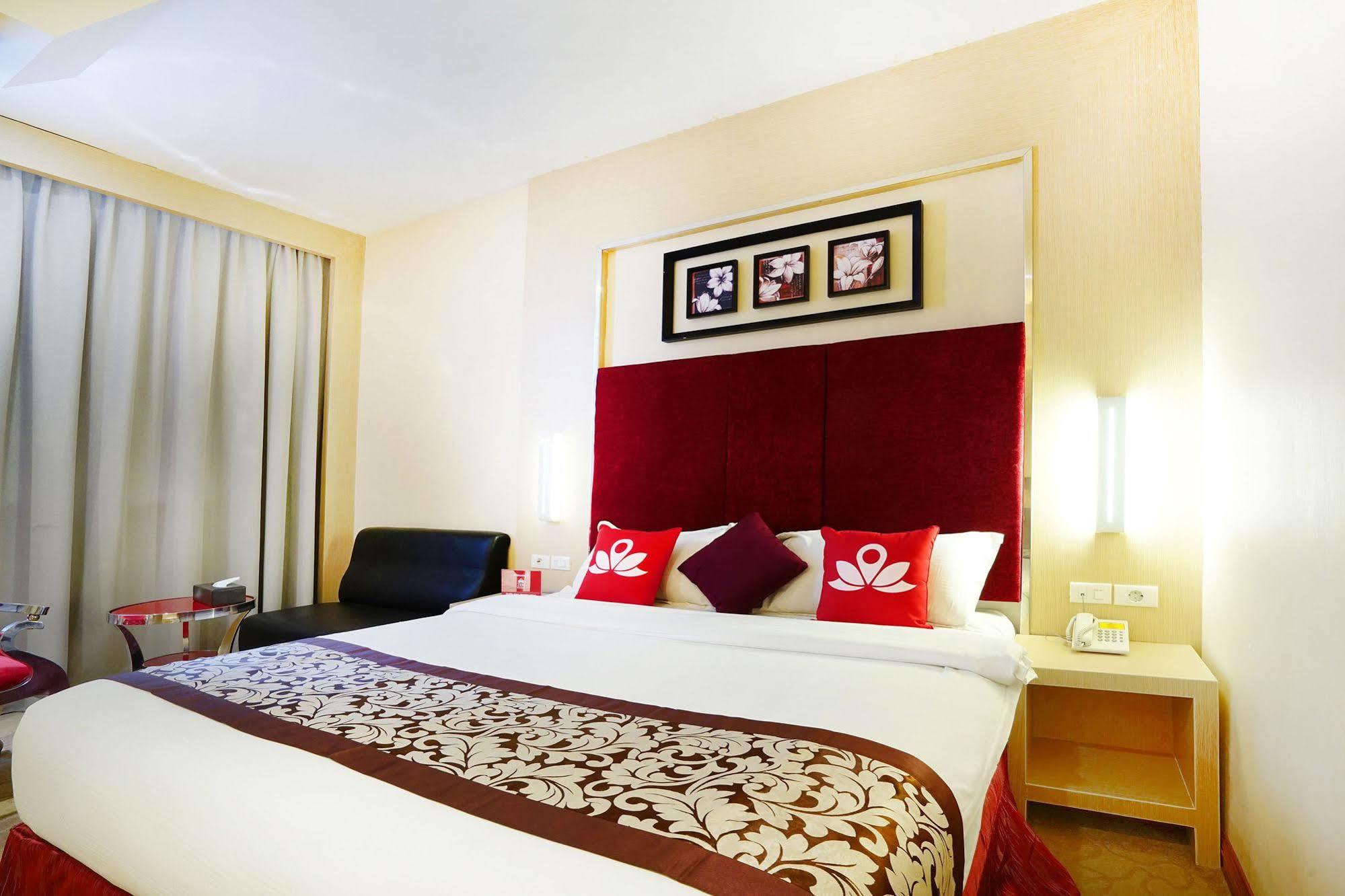 Zen Rooms Near Bcs Mall Penuin Batam Exteriér fotografie
