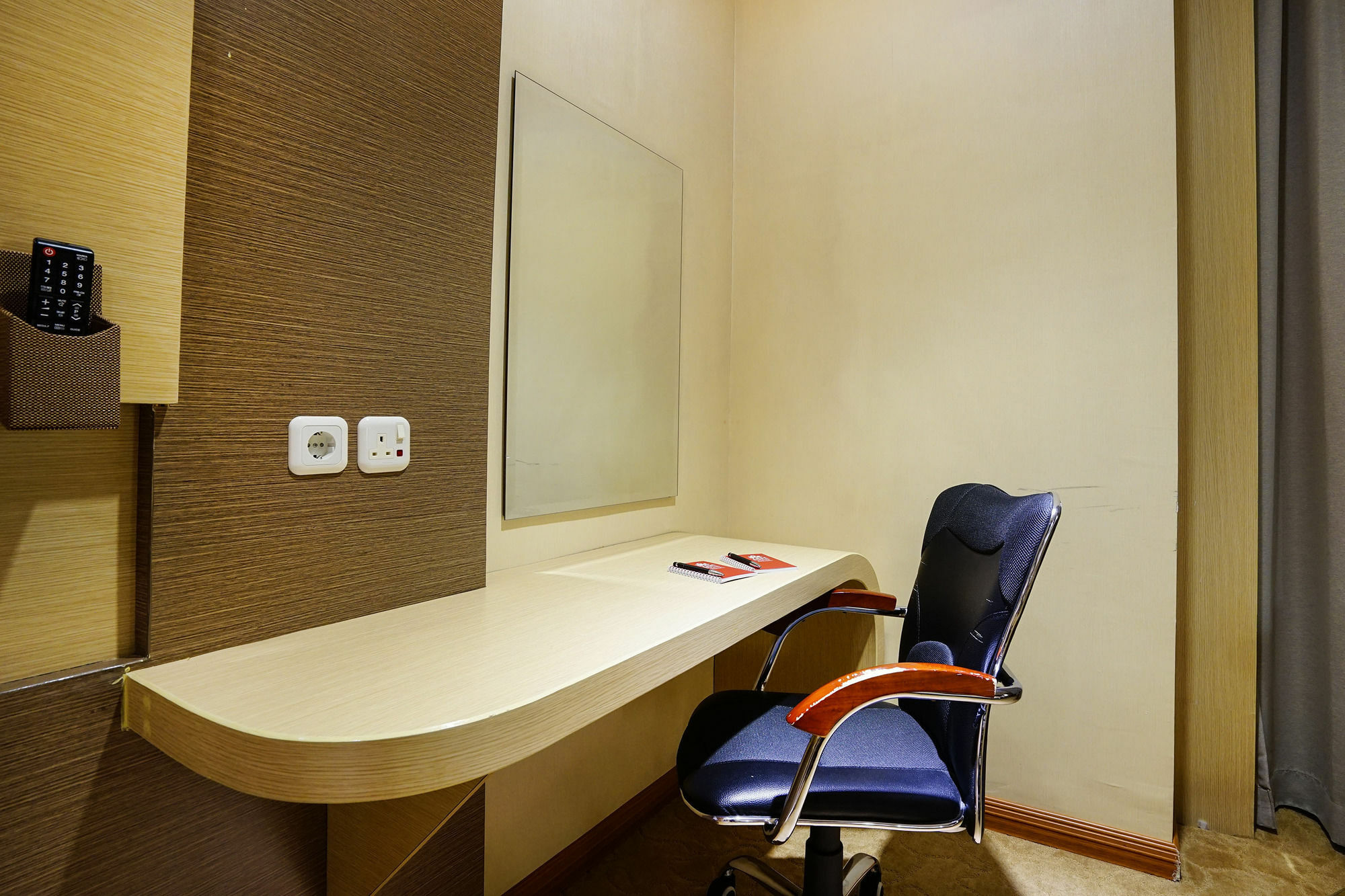 Zen Rooms Near Bcs Mall Penuin Batam Exteriér fotografie